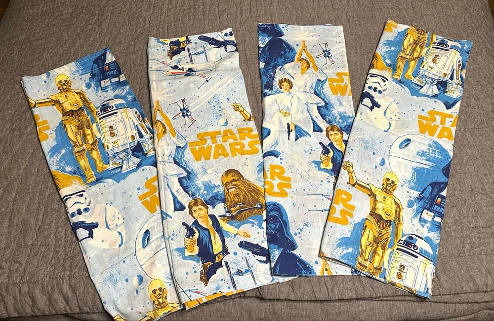 4 VINTAGE STAR WARS FABRIC VALANCES  3 at 38x28,1 at 79 x 29